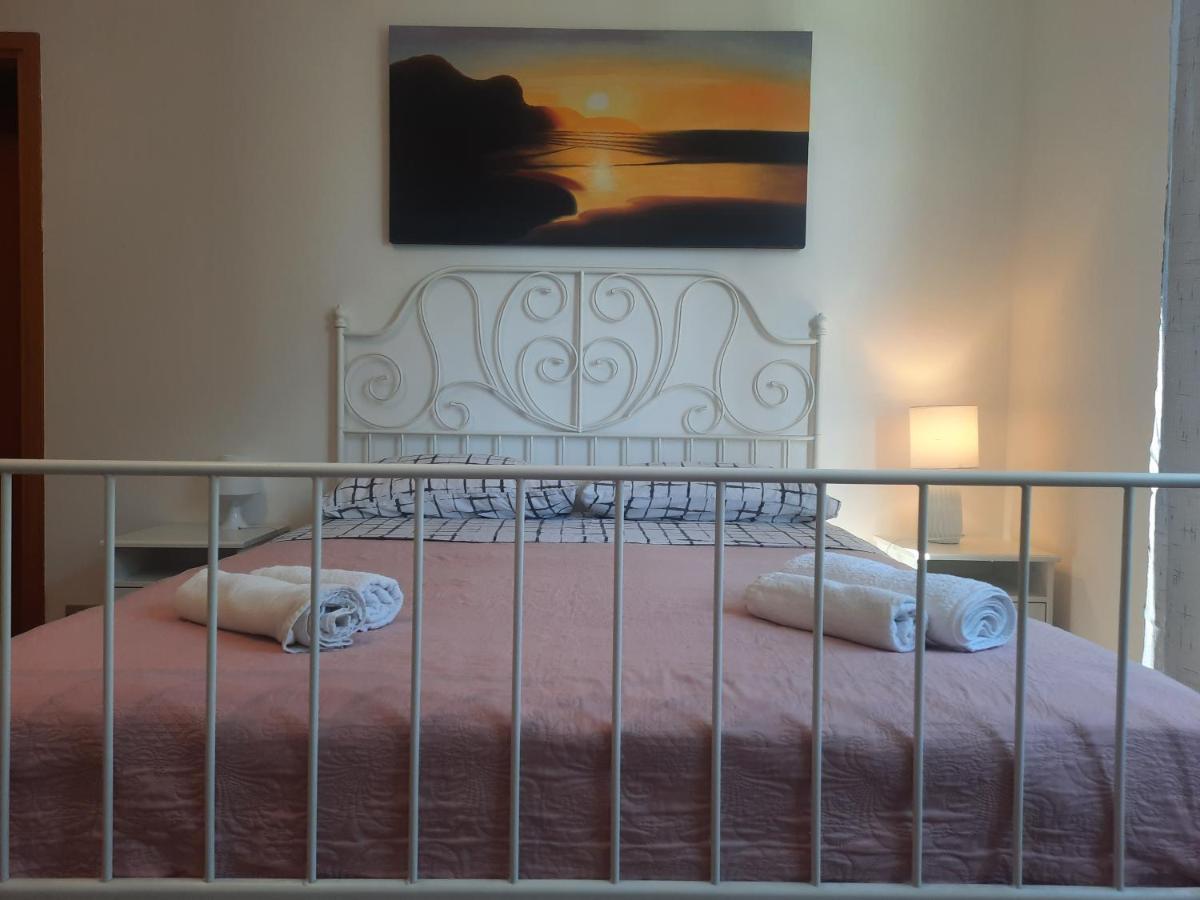 Hotel Casa Leonardo Airport à Azzano San Paolo Extérieur photo